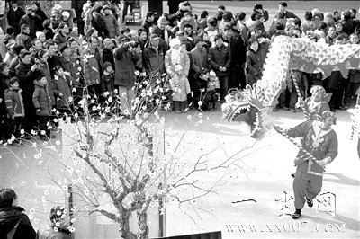 ���������������˽�30���ο����������봴�¸�